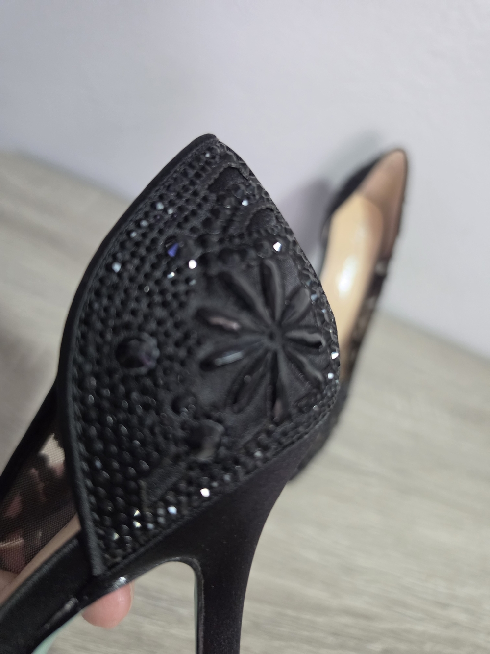 Betsey Johnson Chic Black Heels, Size 8 - Picture 3 of 9